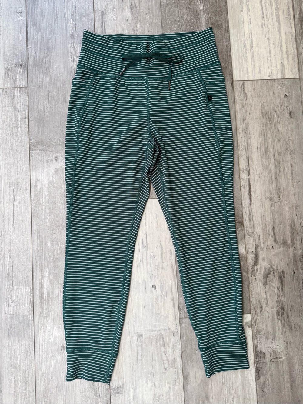 Halara High Waisted Drawstring Striped Yoga Leggings w/ Pockets Green Size Large